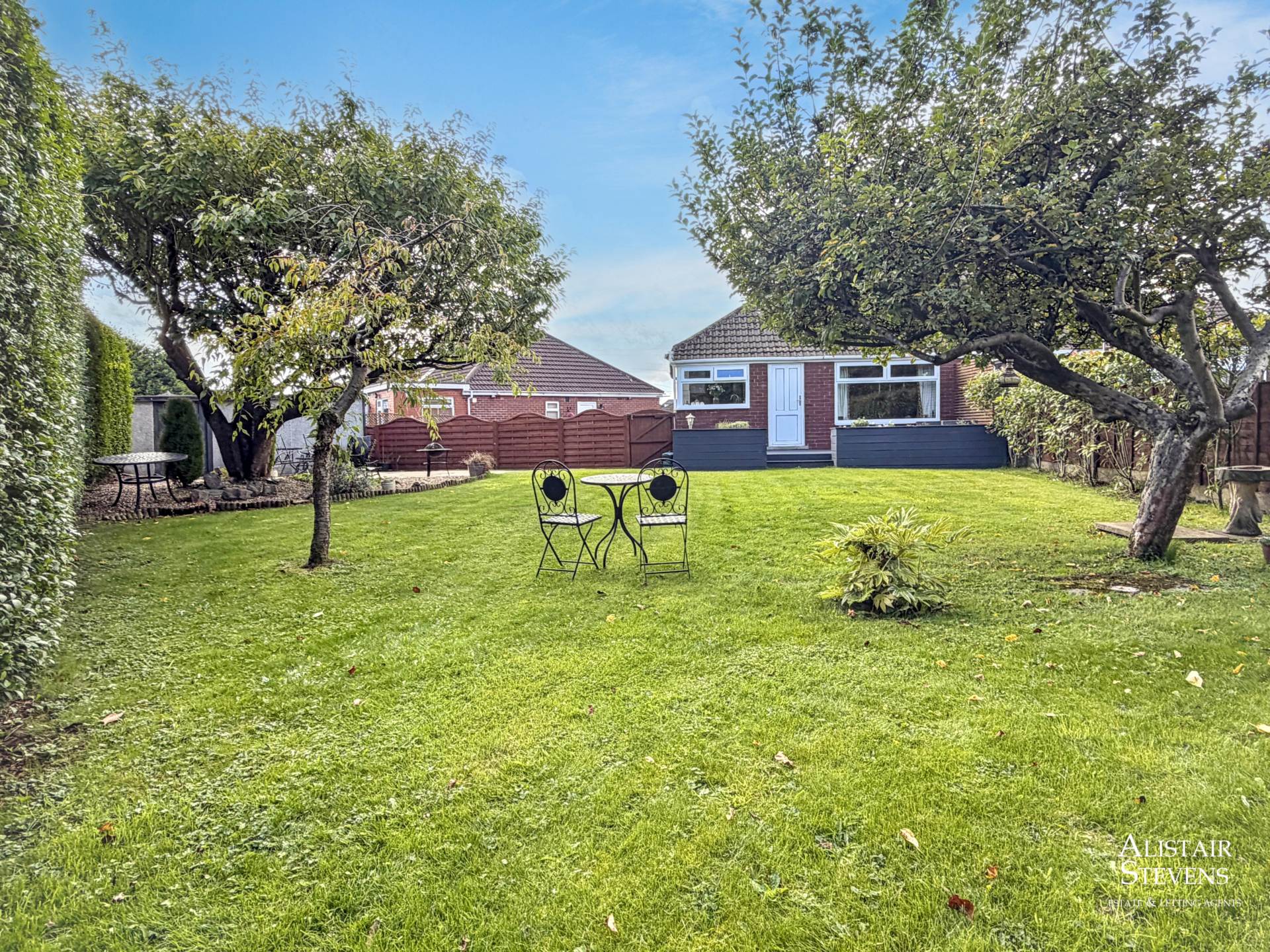 Strand Way, Oldham, Image 14