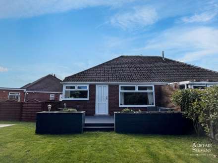 Strand Way, Oldham, Image 15
