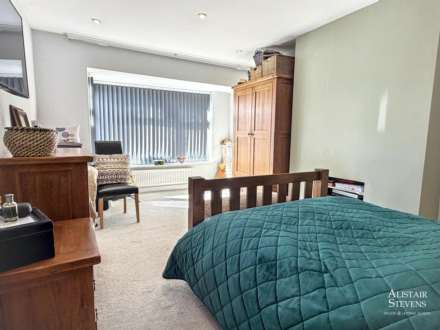 Strand Way, Oldham, Image 7