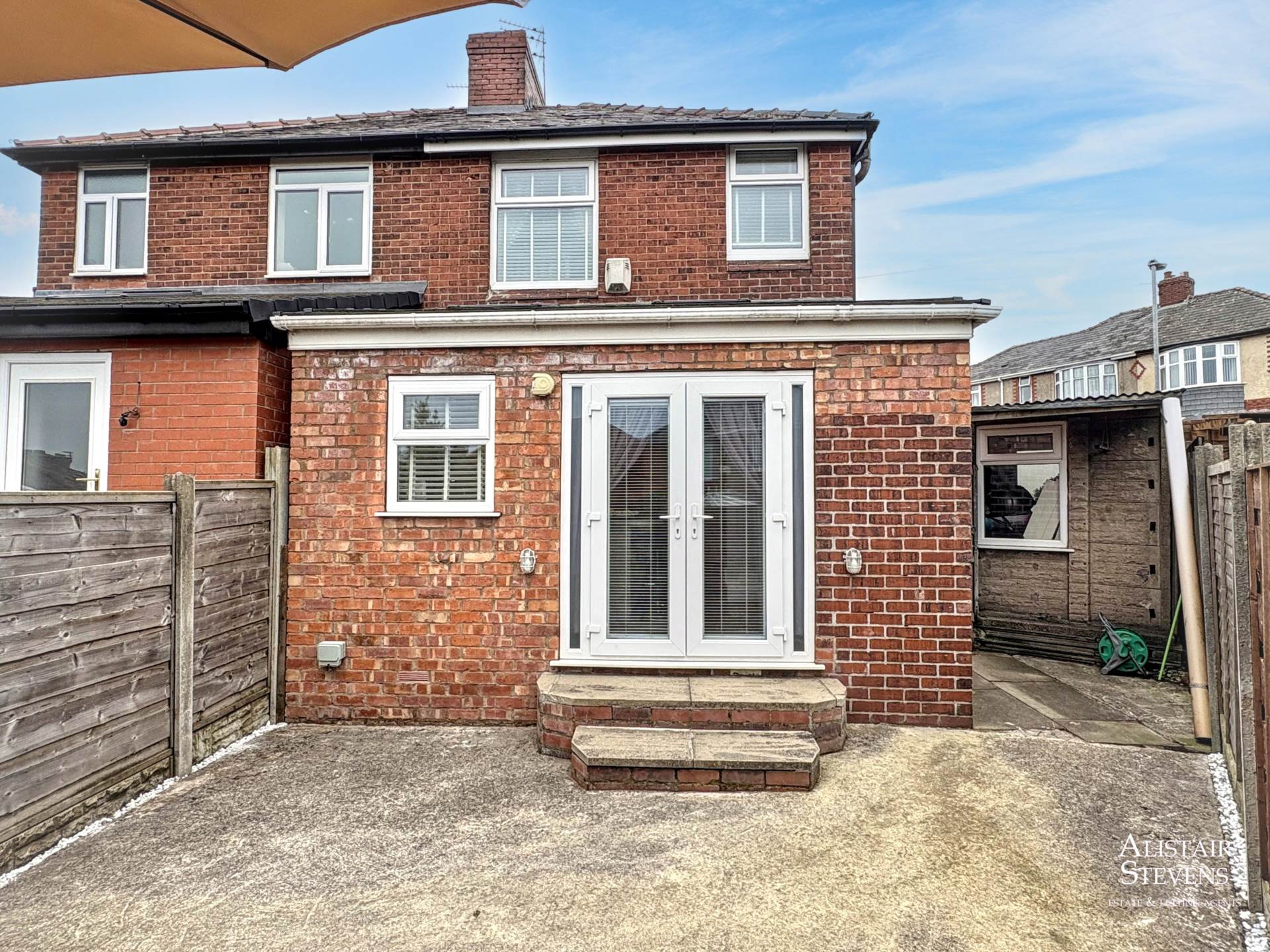 Lynton Avenue, Royton, Image 18