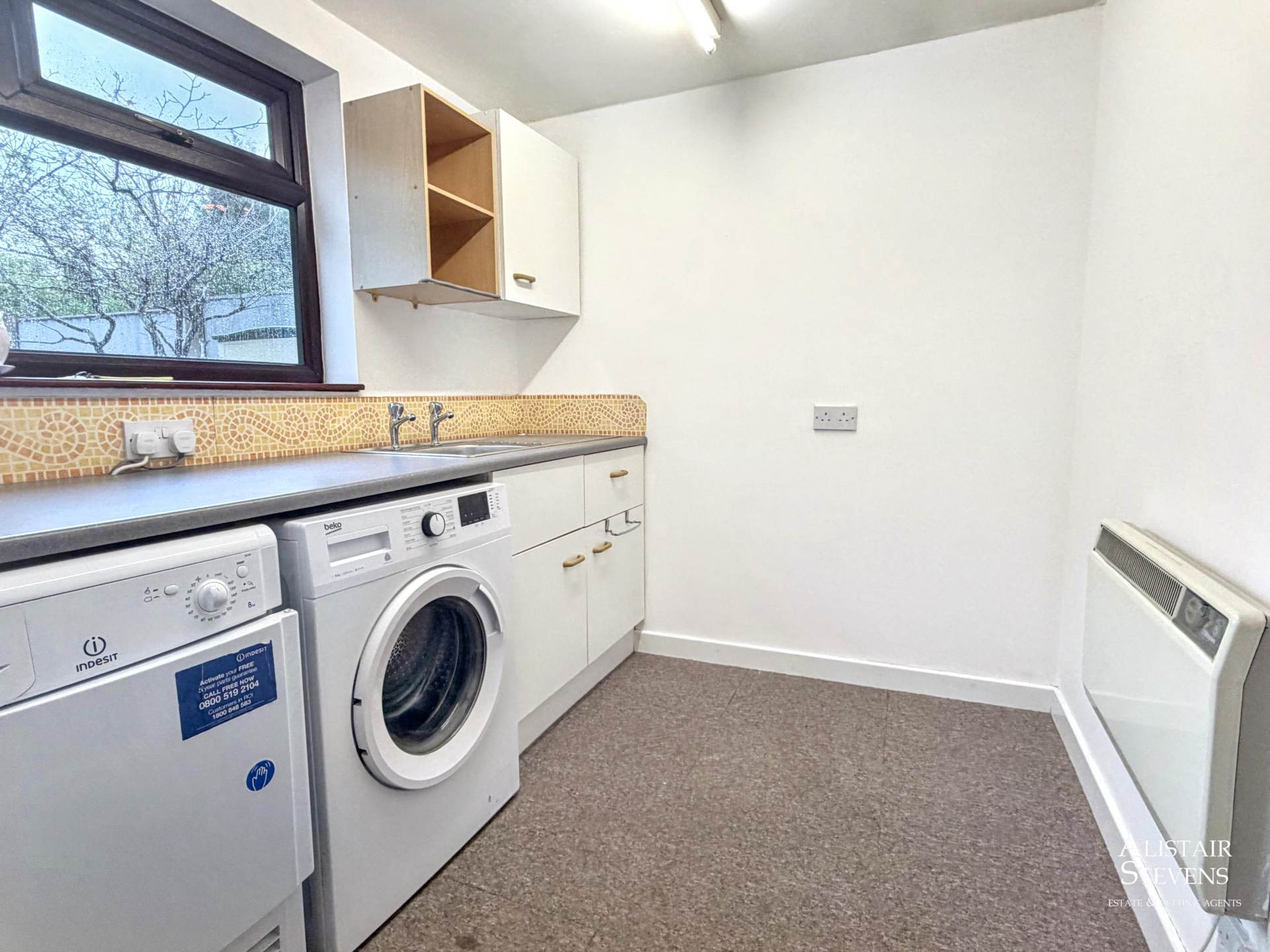 Bickerstaffe Close, Shaw, Image 12