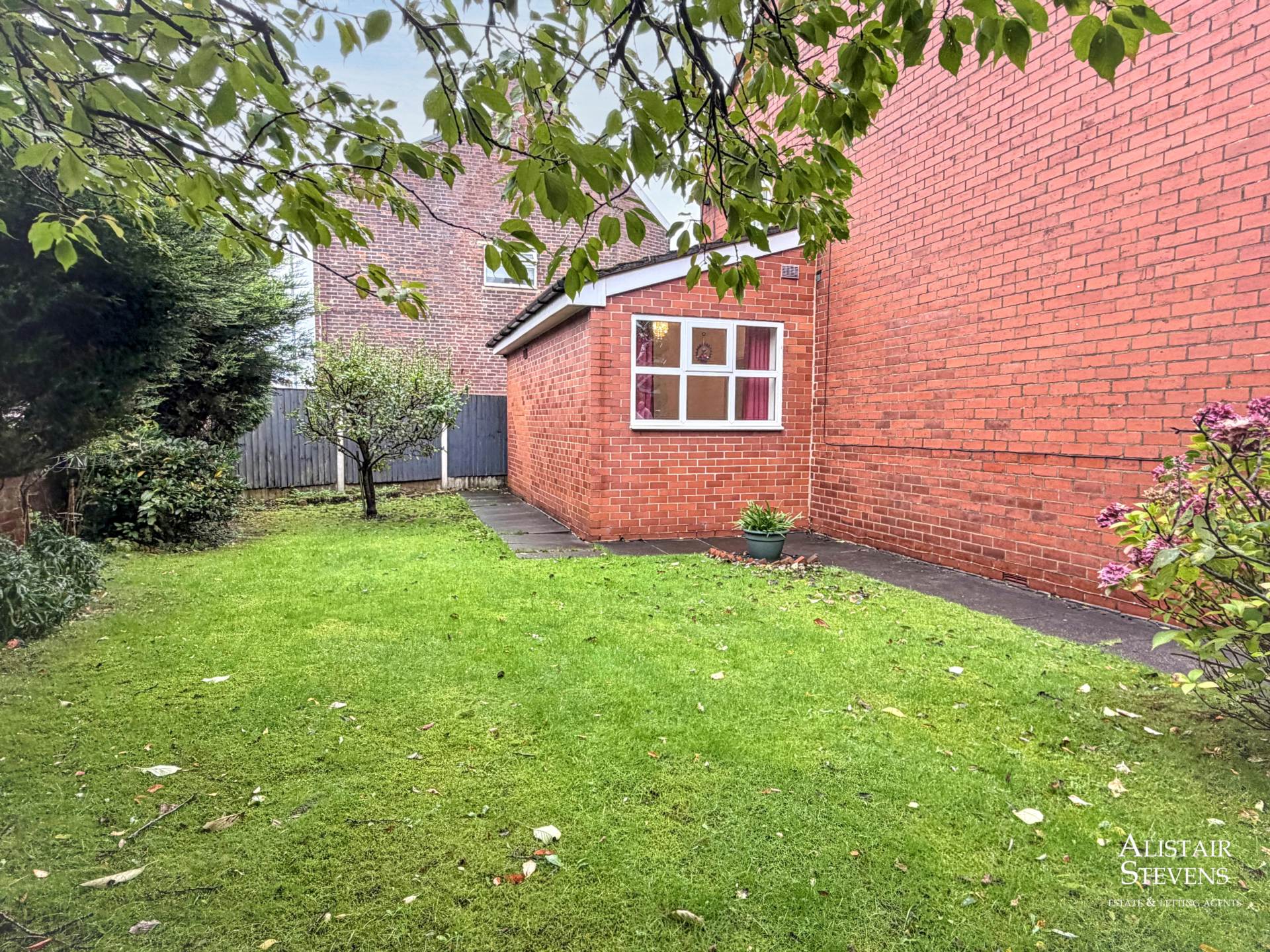 Bickerstaffe Close, Shaw, Image 22