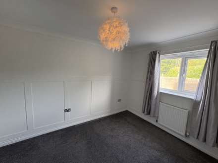 Elmstone Drive, Royton, Image 12