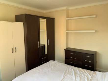Westlodge Court, Acton, Image 5