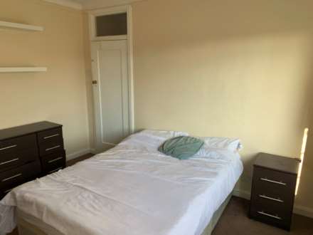Westlodge Court, Acton, Image 6