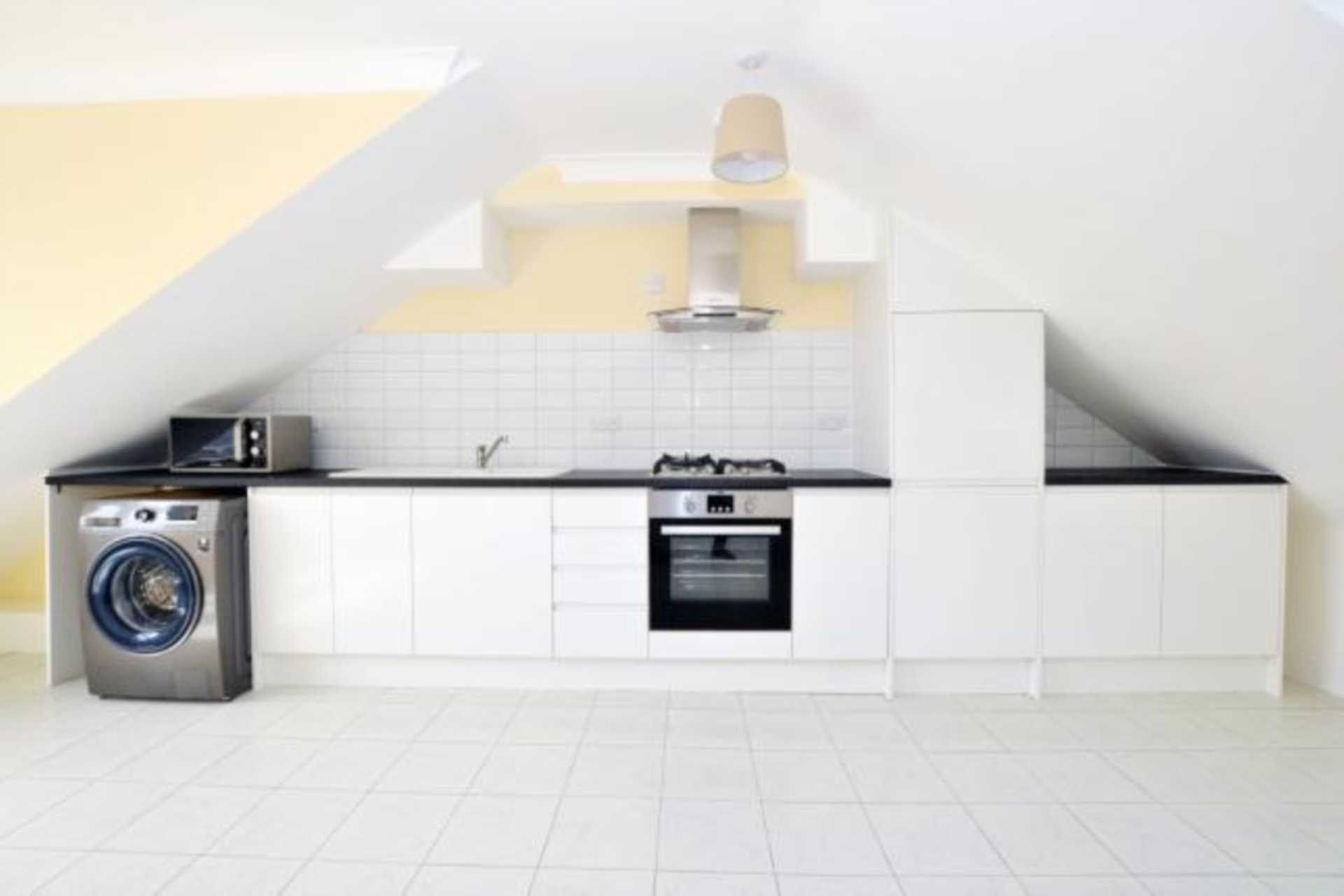 Staines Road, Hounslow, Image 2