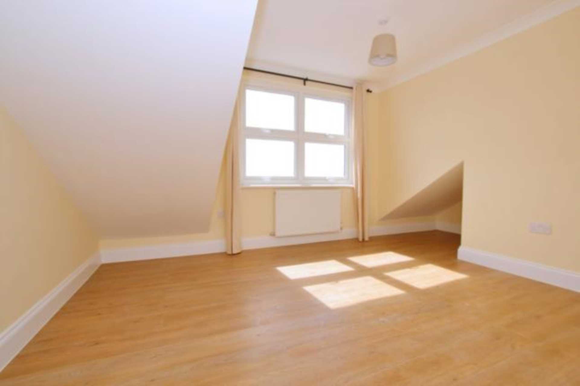 Staines Road, Hounslow, Image 3