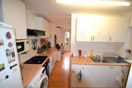 Drayton Avenue, West Ealing, Image 6