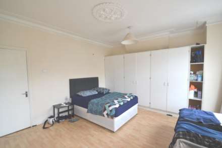 1 Bedroom House Share, Drayton Avenue, West Ealing