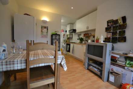 Drayton Avenue, West Ealing, Image 2