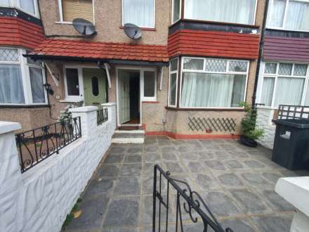 Studland Road, Hanwell, Image 14