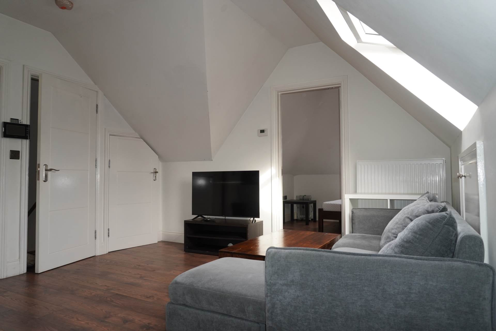 The Ridings, Ealing, Image 2