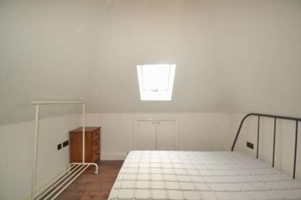 The Ridings, Ealing, Image 4