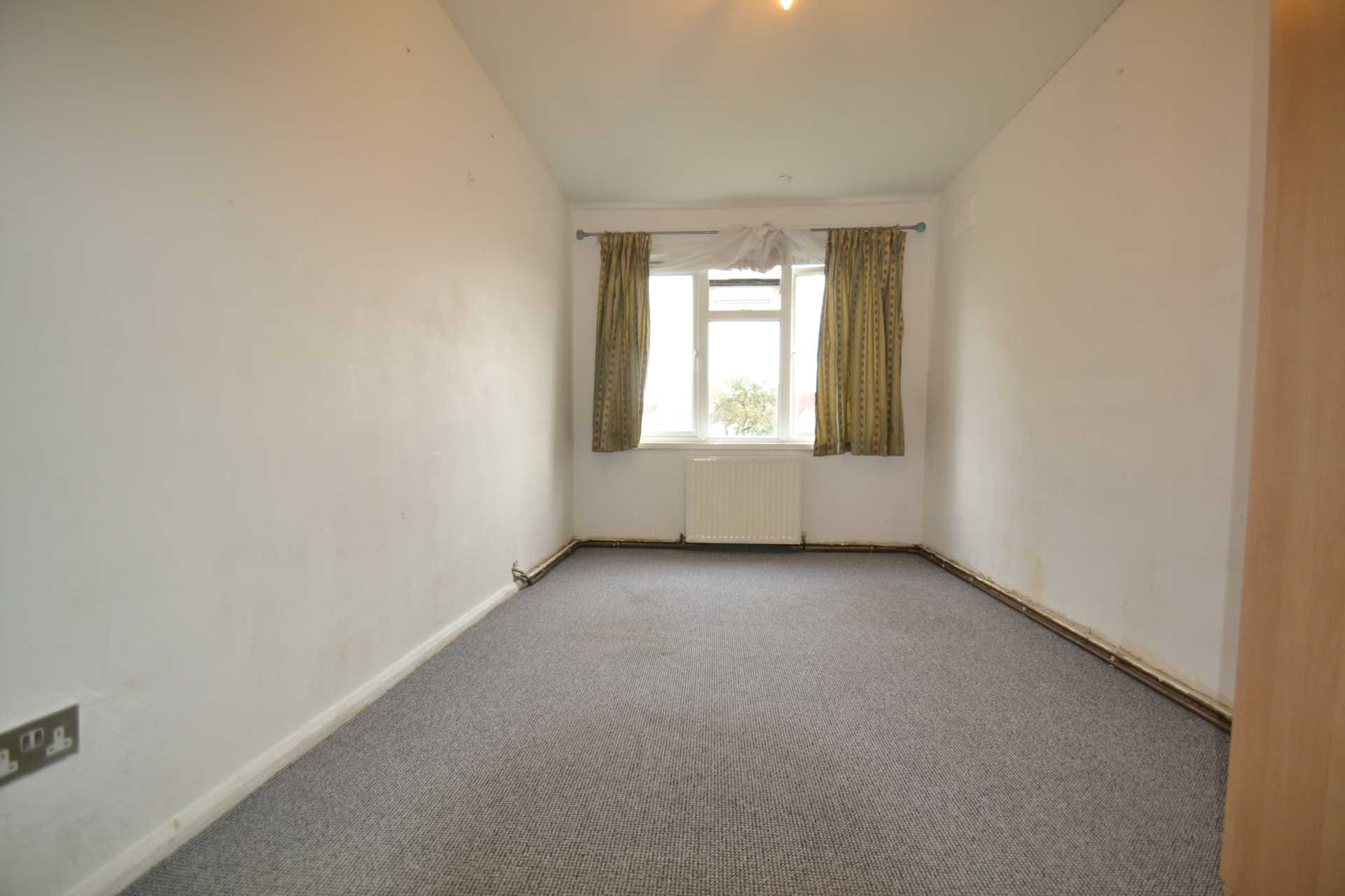 Cranleigh Gardens, Southall, Image 15