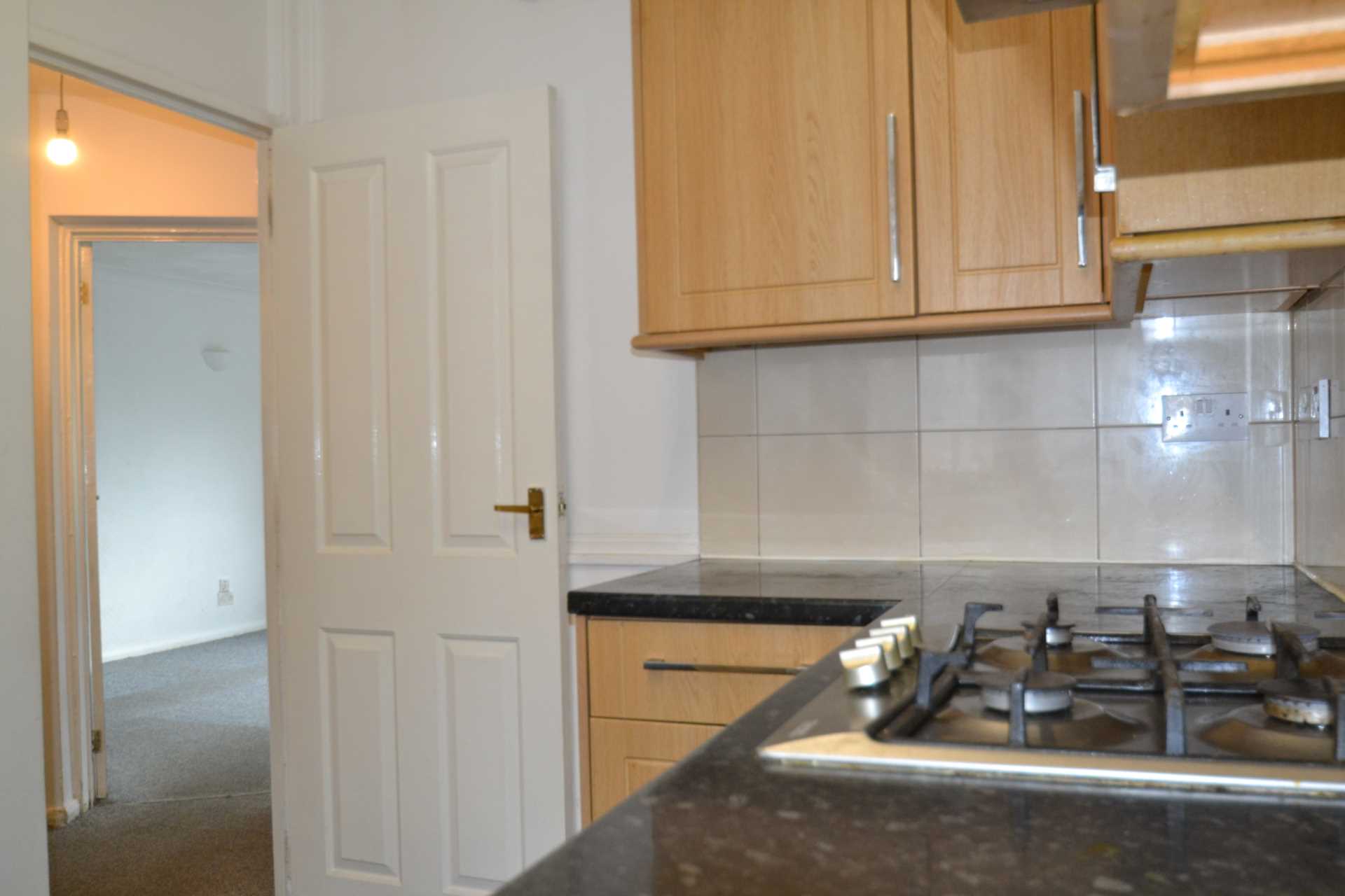Cranleigh Gardens, Southall, Image 3