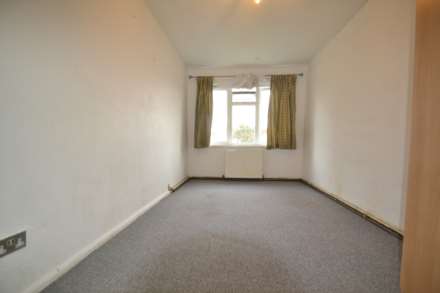 Cranleigh Gardens, Southall, Image 15