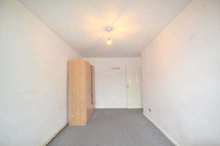 Cranleigh Gardens, Southall, Image 16