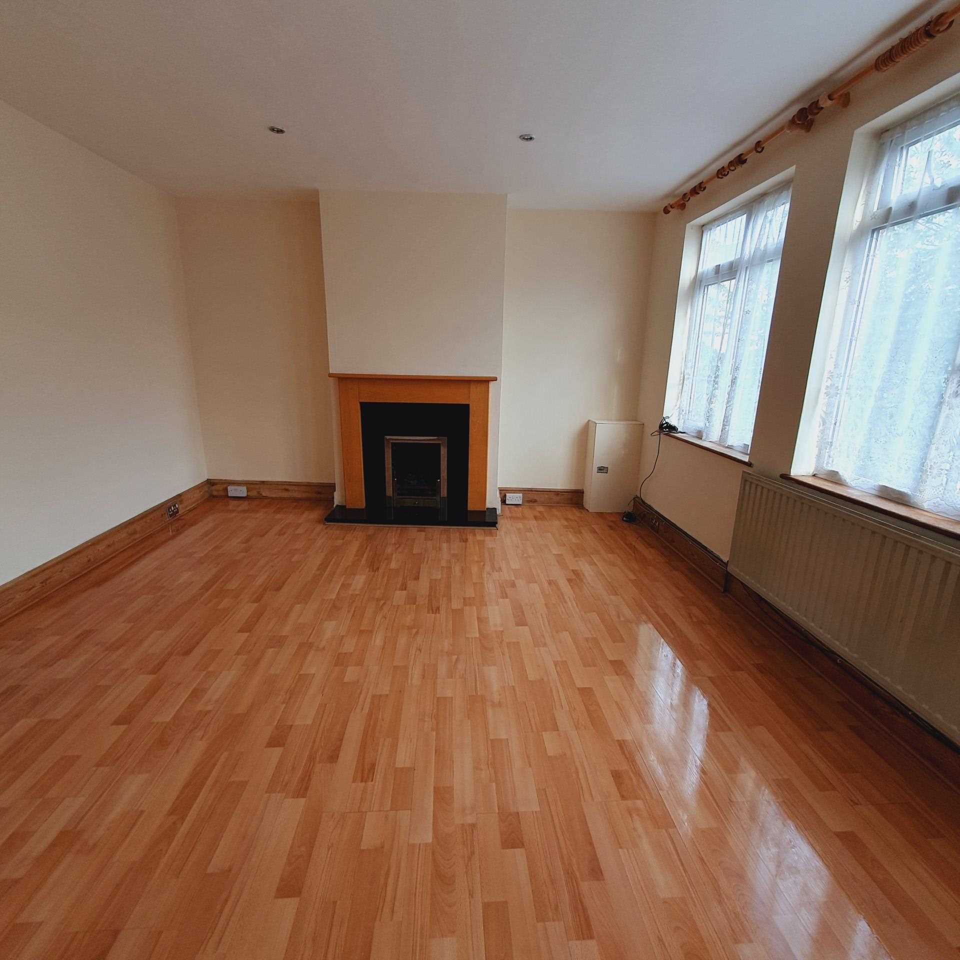 Ruislip Road East, Greenford, Image 4