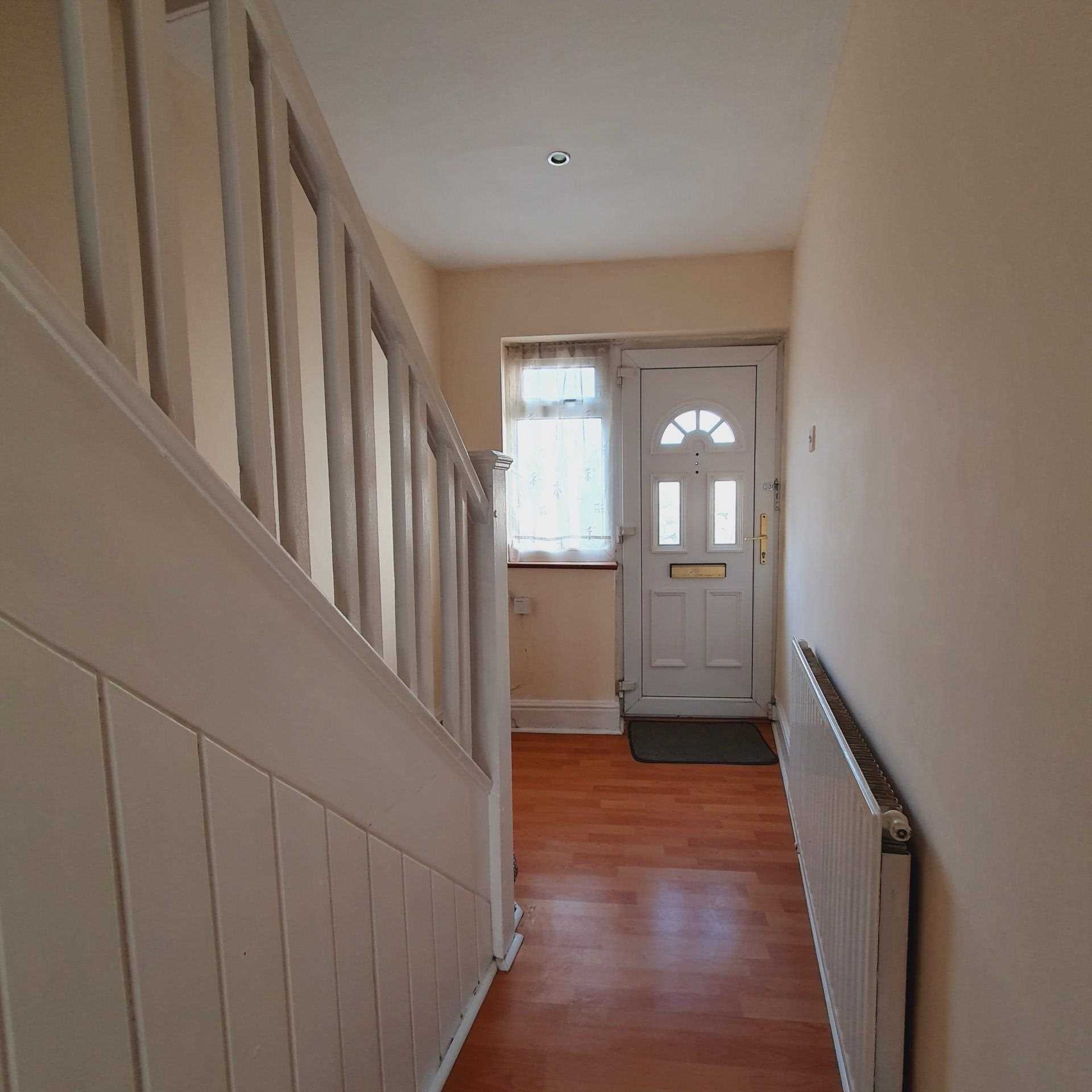 Ruislip Road East, Greenford, Image 6