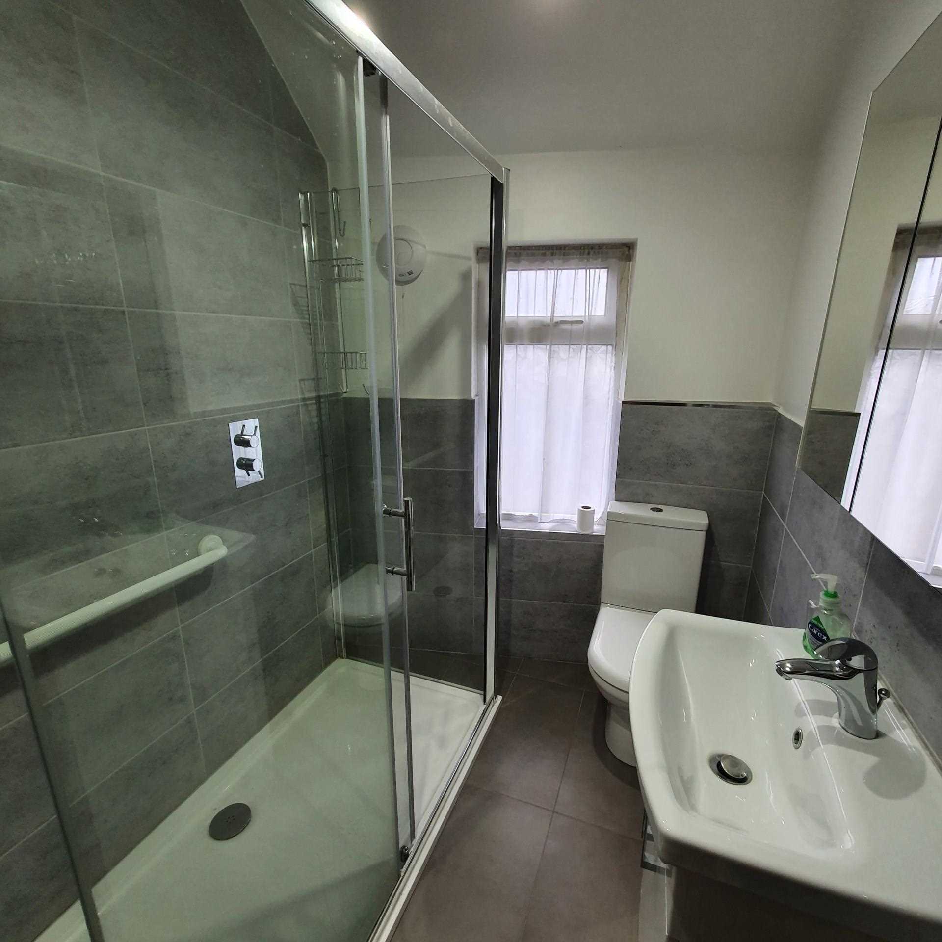 Ruislip Road East, Greenford, Image 7