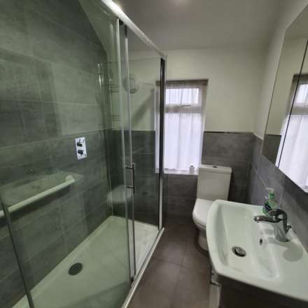 Ruislip Road East, Greenford, Image 7