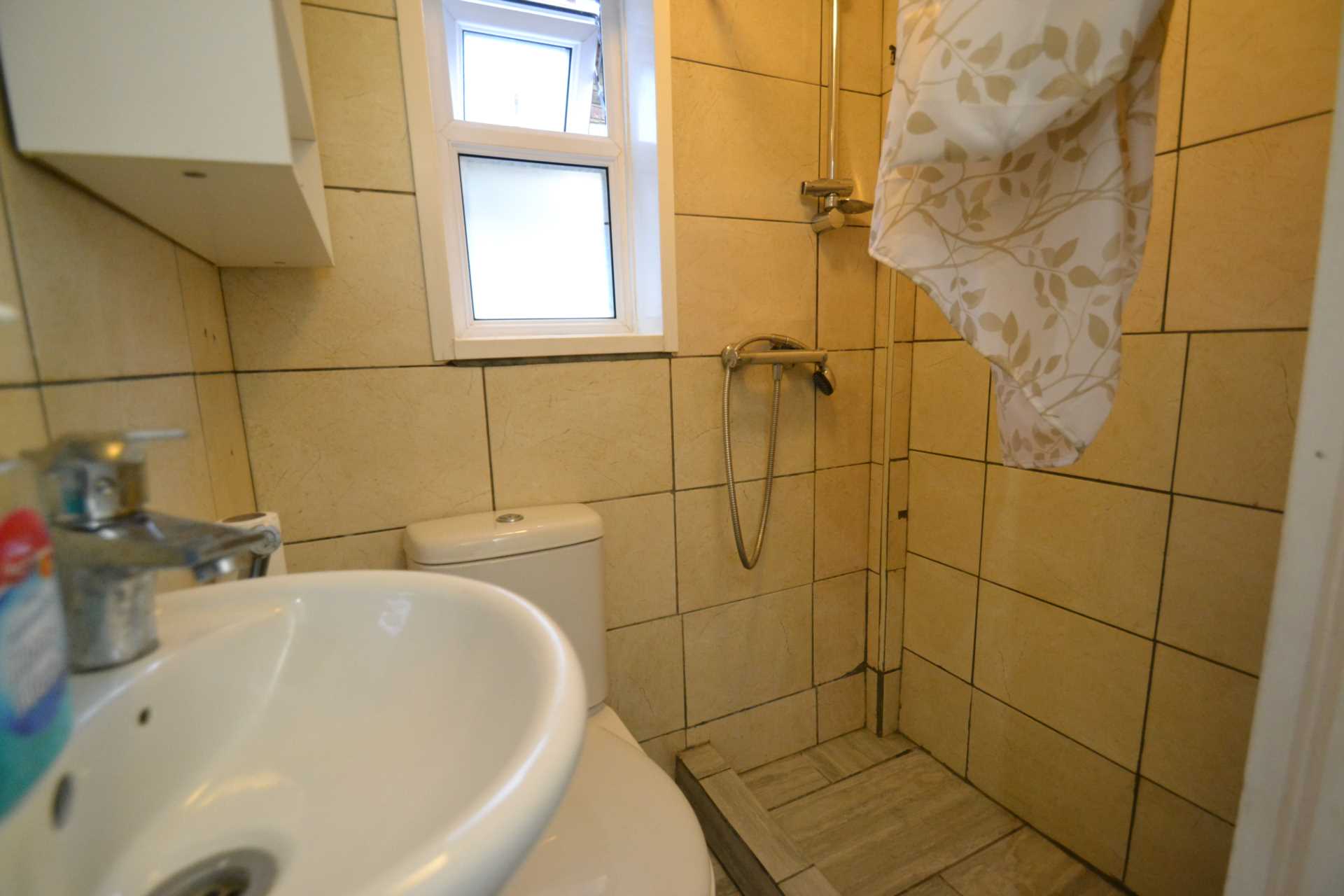 Boston Road, Hanwell, Image 8