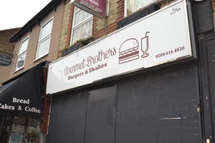 1 Bedroom Commercial Property, Boston Road, Hanwell