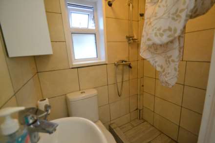 Boston Road, Hanwell, Image 14