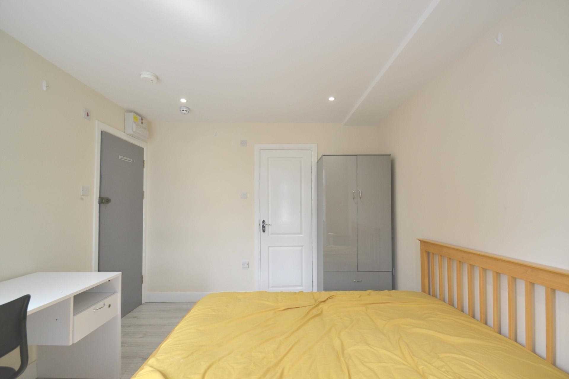 Empire Road, Greenford, Image 2
