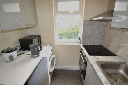 Empire Road, Greenford, Image 6