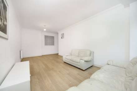 2 Bedroom Flat, Greystoke House