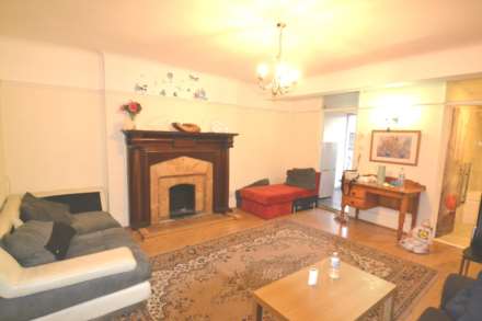 Blackbird Hill, Kingsbury, Image 6