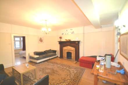 Blackbird Hill, Kingsbury, Image 7