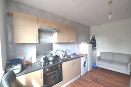 Property For Rent The Glen, Norwood Green, Southall