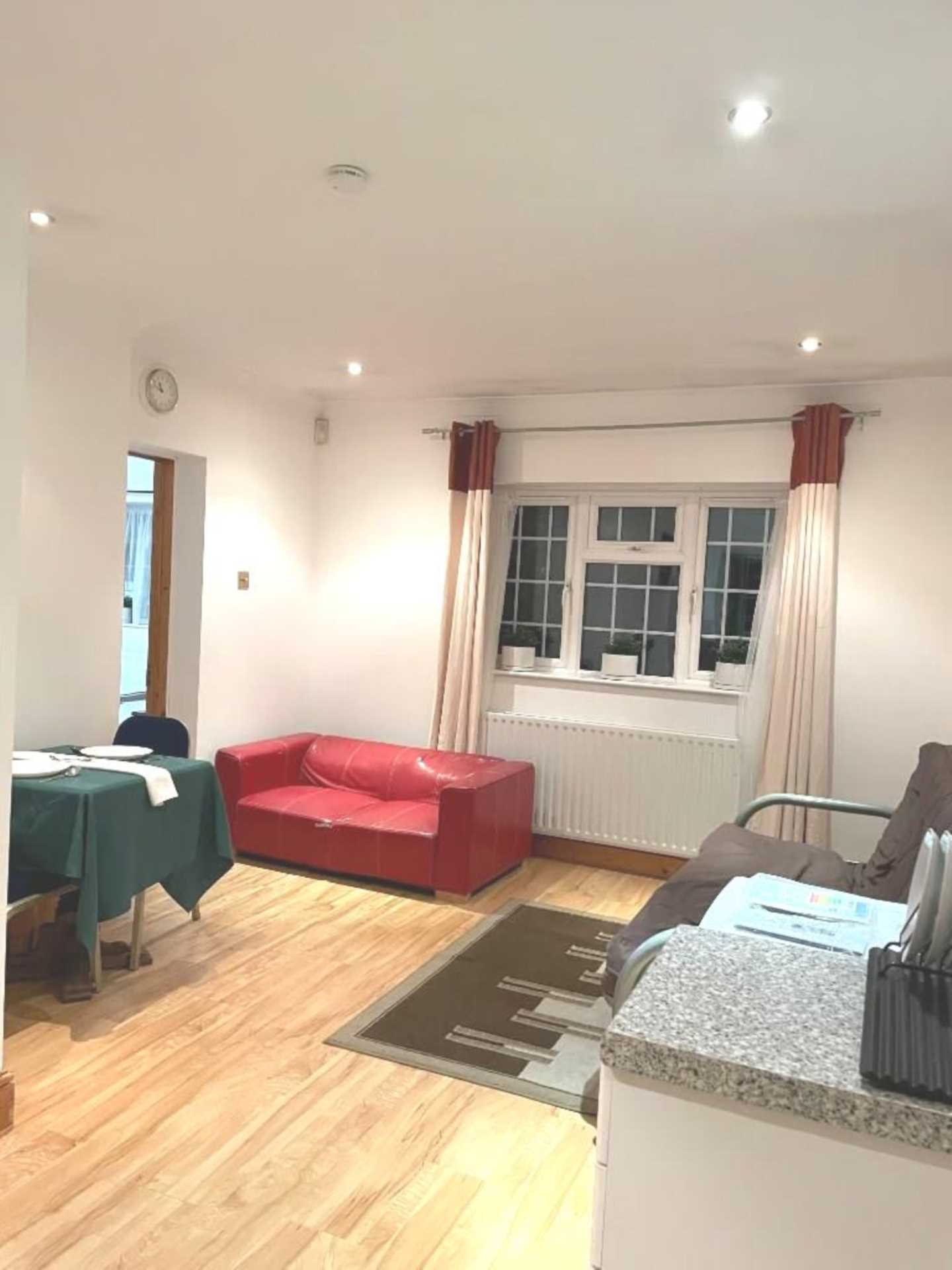 Currey Road, Greenford, Image 2