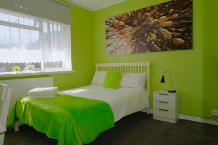 Property For Rent Hathaway Gardens, West Ealing, London
