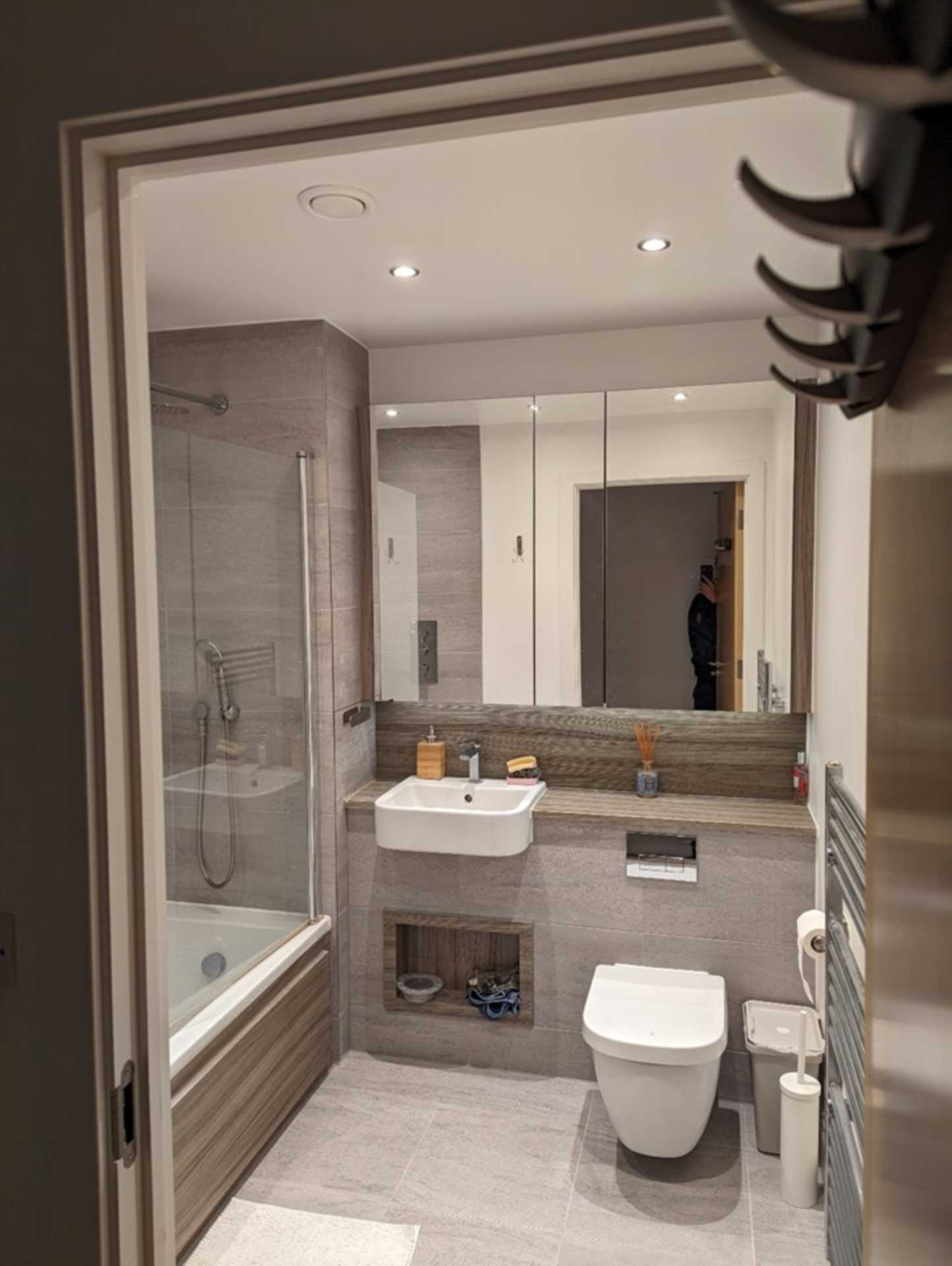 Jasmin House, lismore Boulevard, Colindale, Image 11