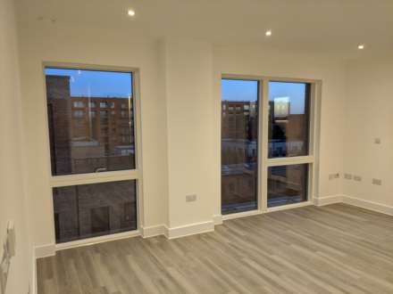 Jasmin House, lismore Boulevard, Colindale, Image 6