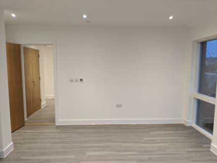 Jasmin House, lismore Boulevard, Colindale, Image 7