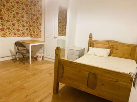 1 Bedroom Room (Double), Carylon Road, Wembley