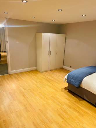 Property For Rent Cavalier Gardens, Hayes