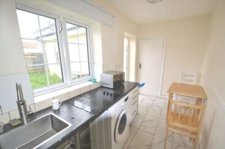 Property For Rent Windmill Lane, Greenford