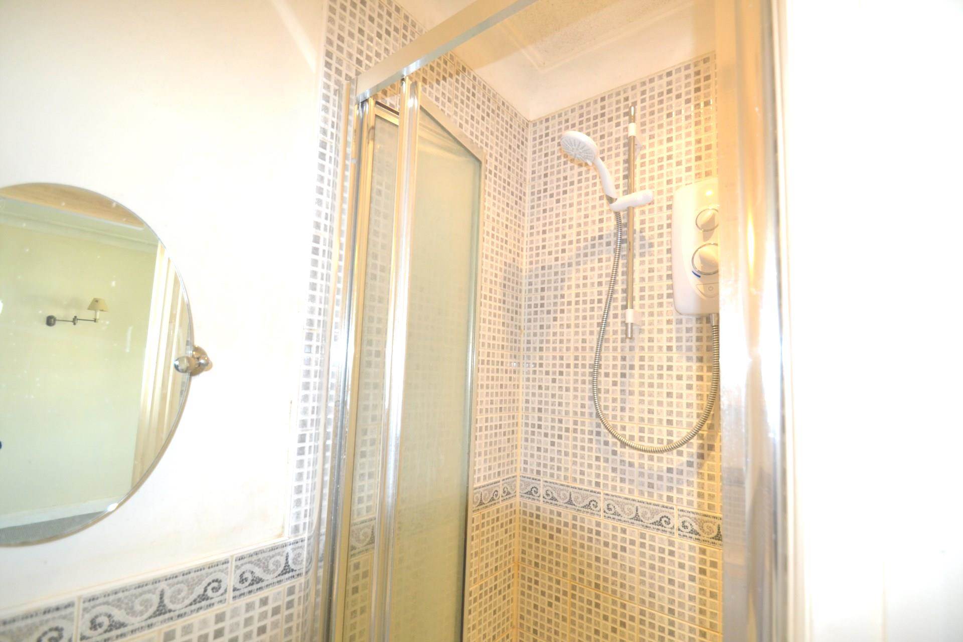 Barn Way, Brent, Image 5