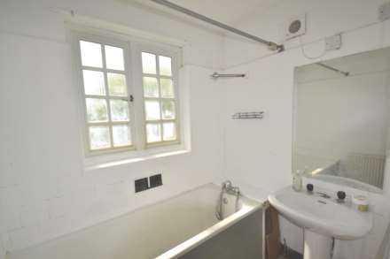 Barn Way, Brent, Image 11