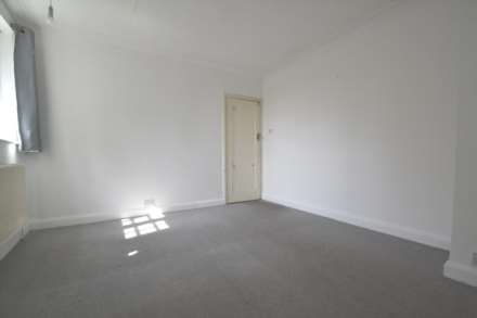 Barn Way, Brent, Image 3