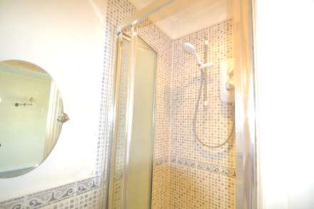 Barn Way, Brent, Image 5