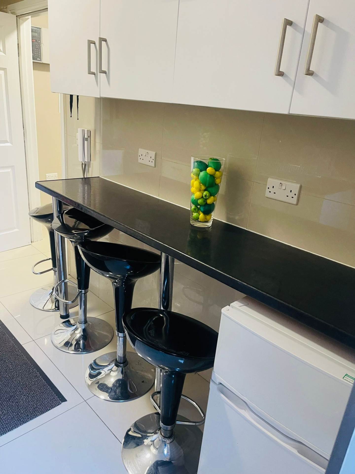 Bellclose Road, West Drayton, Image 5