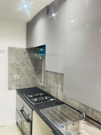 Berkeley Waye, Hounslow, Image 5