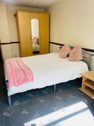 St Clement Close, Cowley, Image 3