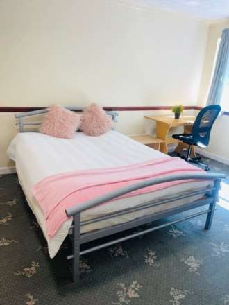 St Clement Close, Cowley, Image 5